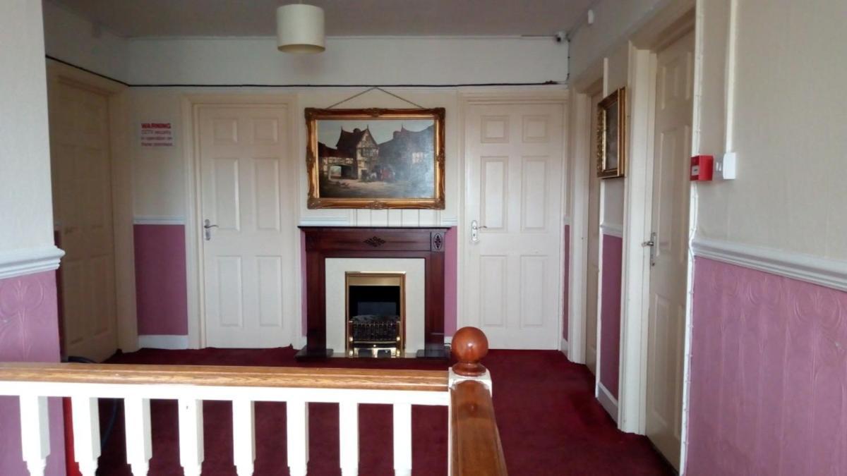 Kingsway Bed & Breakfast Broxbourne Exterior photo